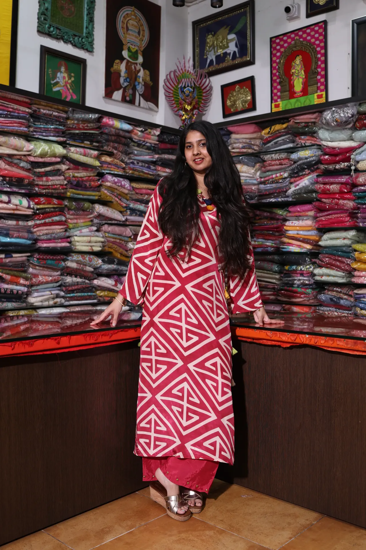 Crimson Maze Statement Set