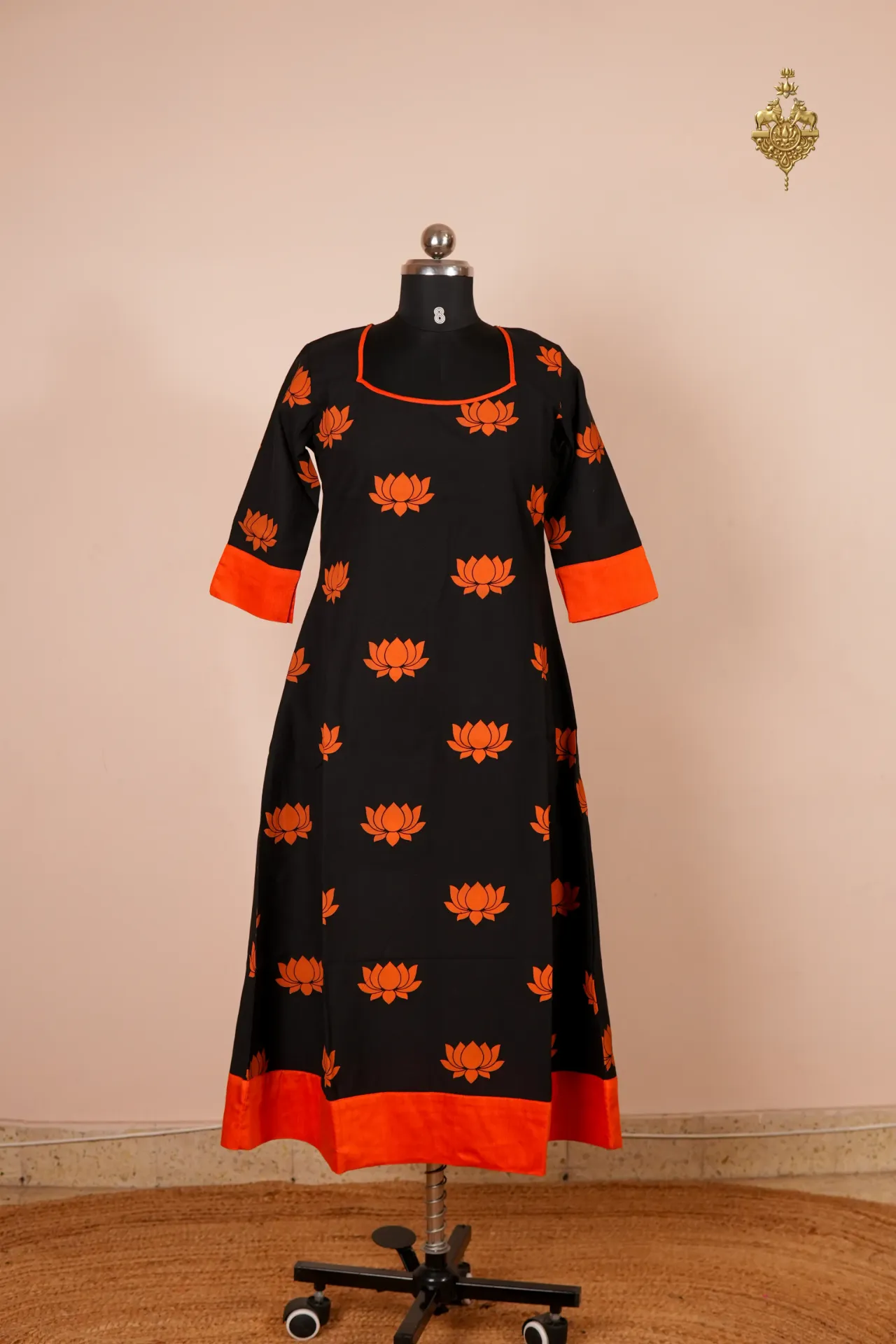 Black Orange Lotus Cord Set