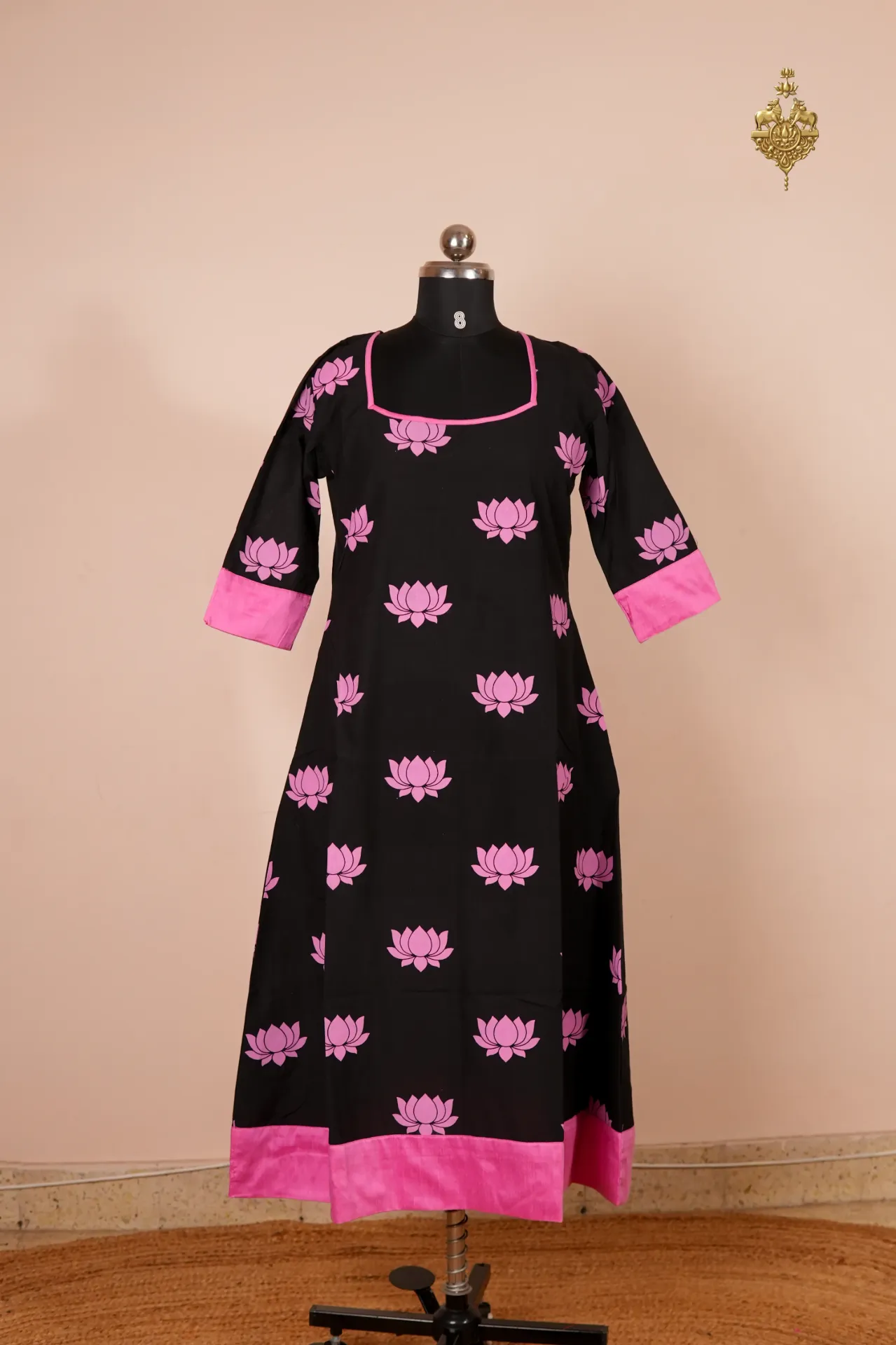 Black Pink Lotus Cord Set